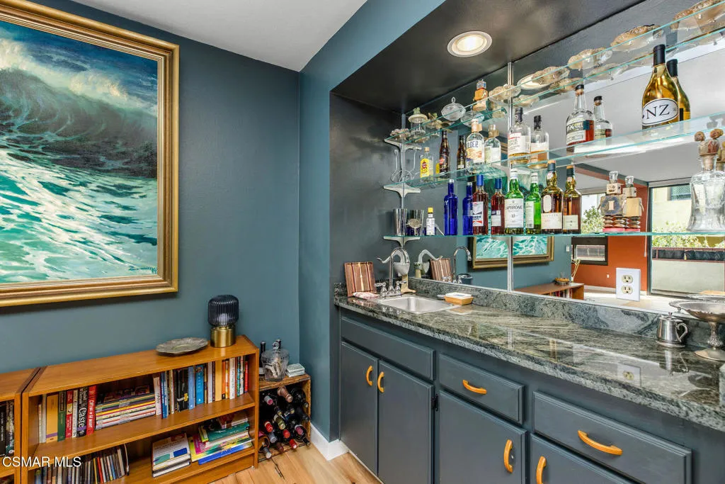 8828 Pershing Drive 112, Playa Del Rey, California 90293 home-pic-12