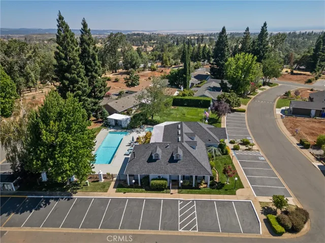 HOA Pool and Clubhouse
