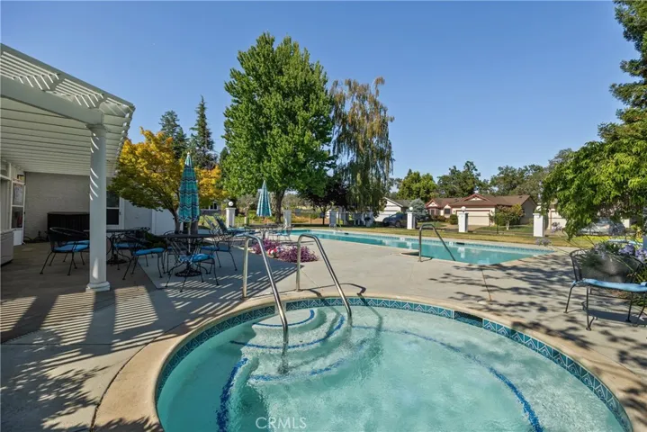 HOA Spa, Pool and Clubhouse