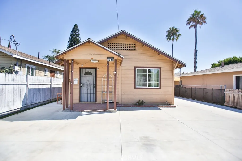 1091 Bonita Street, Tustin, California 92780 home-pic-6