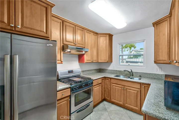 12416 Glamis Street, Pacoima, California 91331