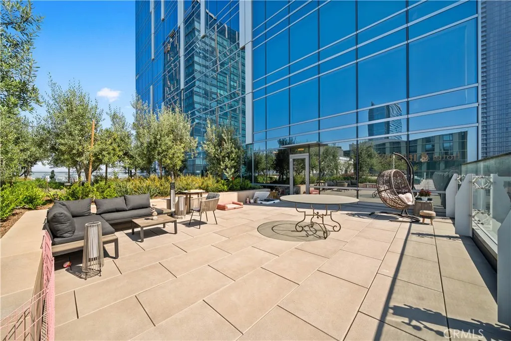 877 Francisco Street 2503, Los Angeles, California 90017 home-pic-35