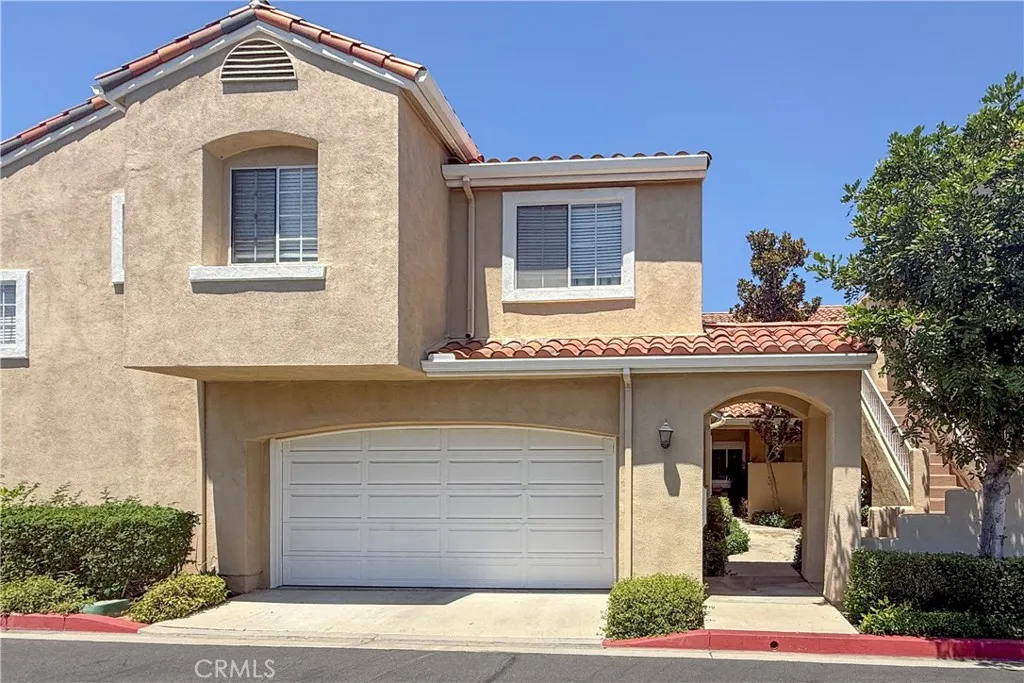 2419 Mira Monte Court, Tustin, California 92782, 3 Bedrooms Bedrooms, ,3 BathroomsBathrooms,Residential Lease,For Rent,Mira Monte,PW25174671