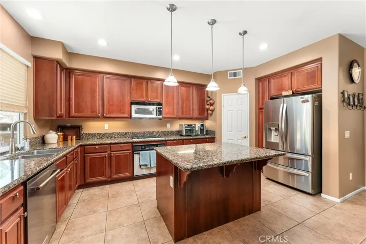 11204 Runyan Road, Beaumont, California 92223