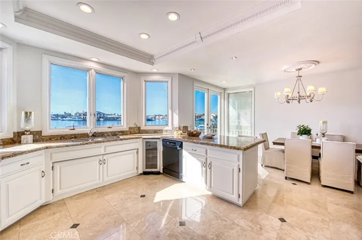 Newly Refreshed Kitchen