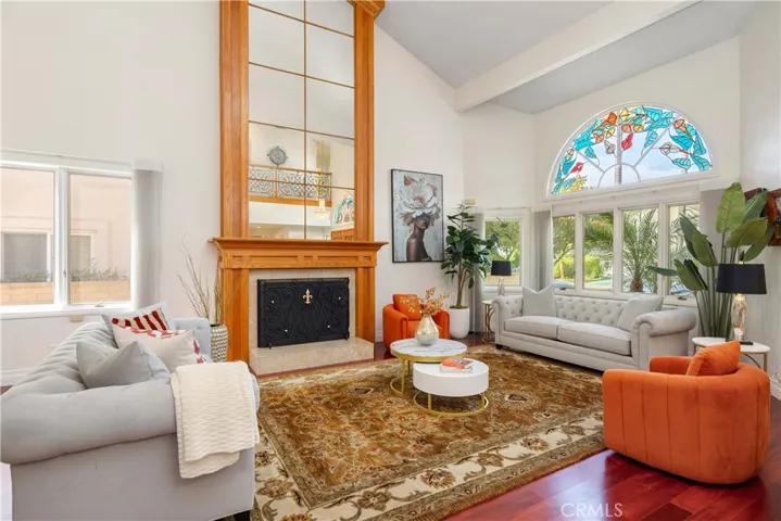 Formal living space, spread out to show room size