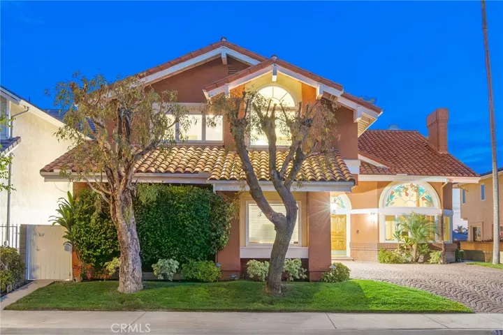 3372 Venture Drive, Huntington Beach, California 92649
