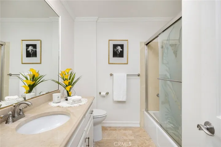 Main Level Ensuite Bathroom