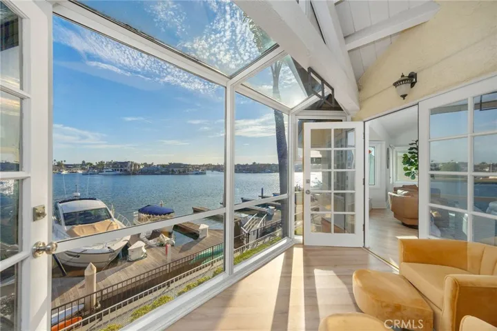 Sunroom with Harbour views