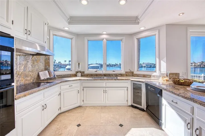 Newly Refreshed Kitchen