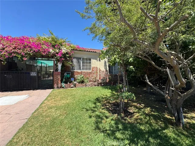 2565 Sale Place, Huntington Park, California 90255