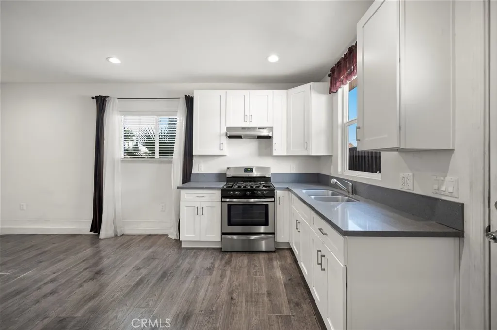 7736 Bellaire Avenue, North Hollywood, California 91605 home-pic-27