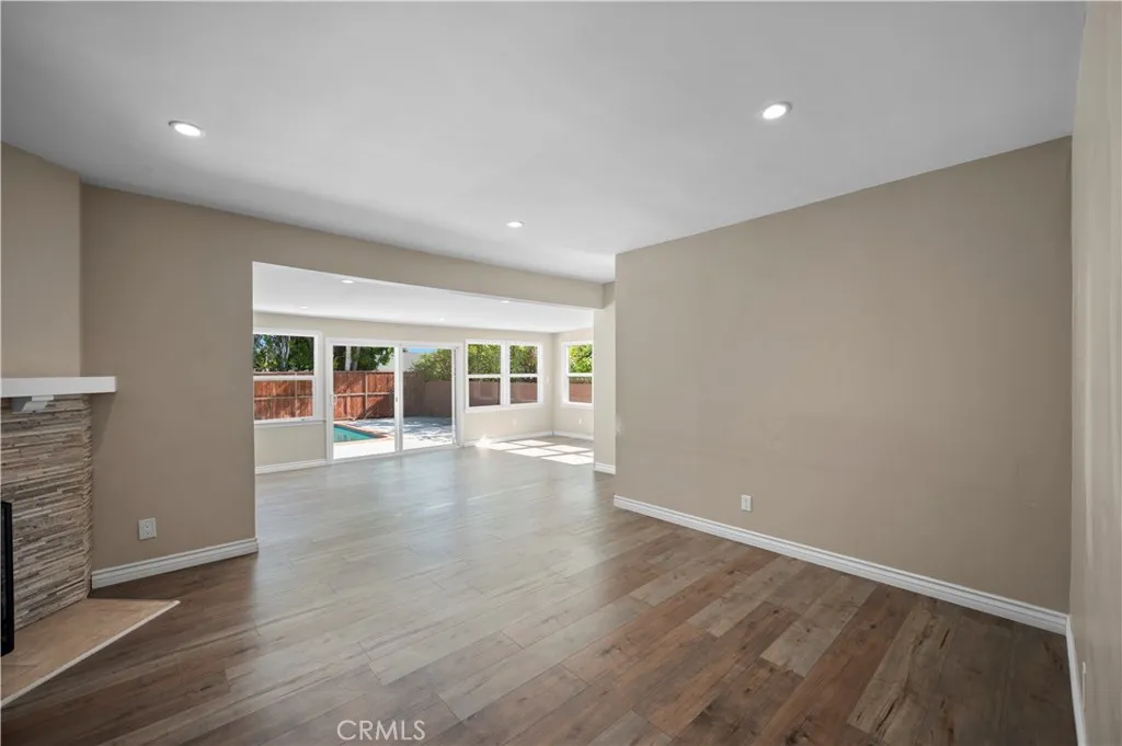 7736 Bellaire Avenue, North Hollywood, California 91605 home-pic-6