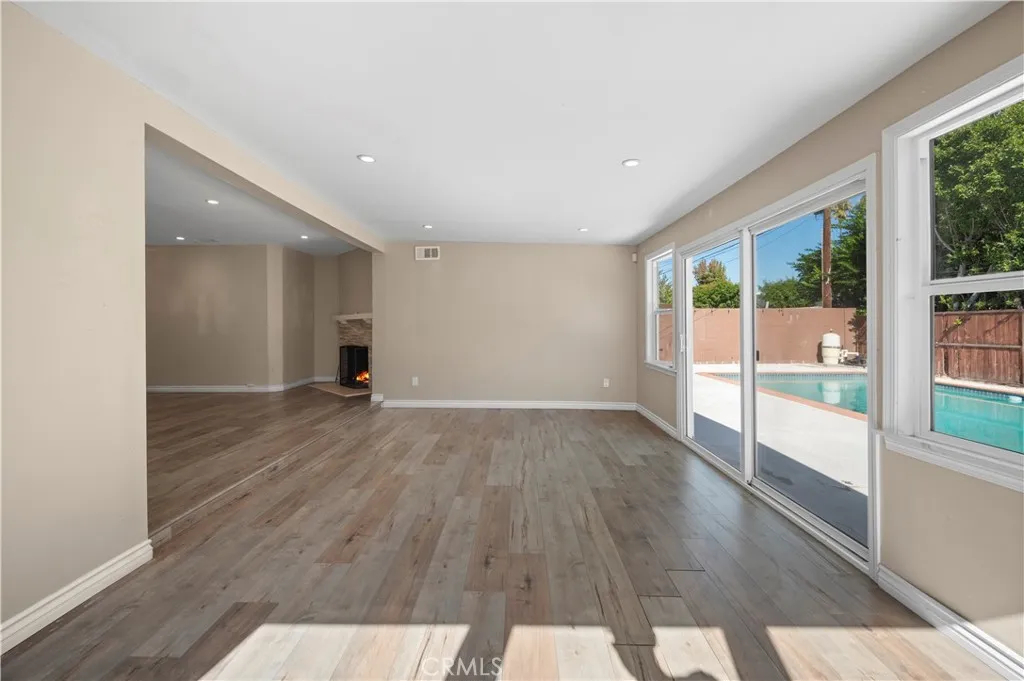 7736 Bellaire Avenue, North Hollywood, California 91605 home-pic-11