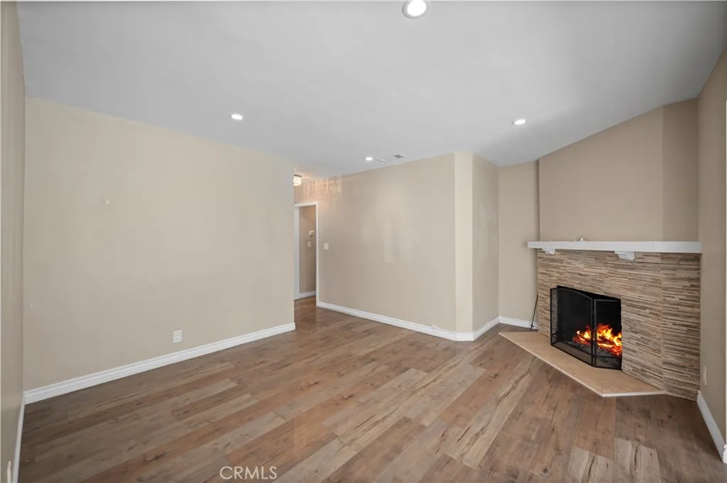 7736 Bellaire Avenue, North Hollywood, California 91605 home-pic-8