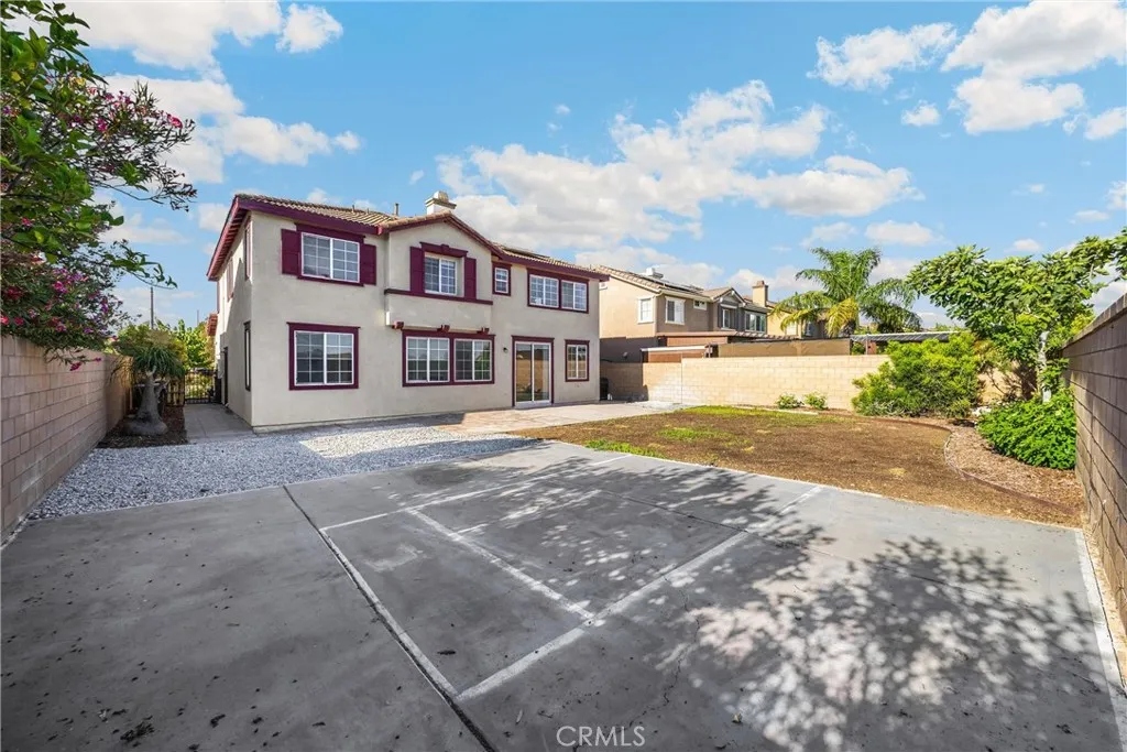 16539 Pismo Way, Fontana, California 92336 home-pic-44