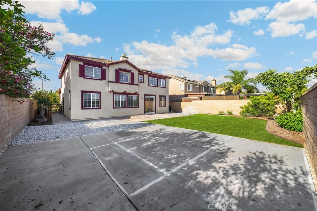 16539 Pismo Way, Fontana, California 92336 home-pic-45