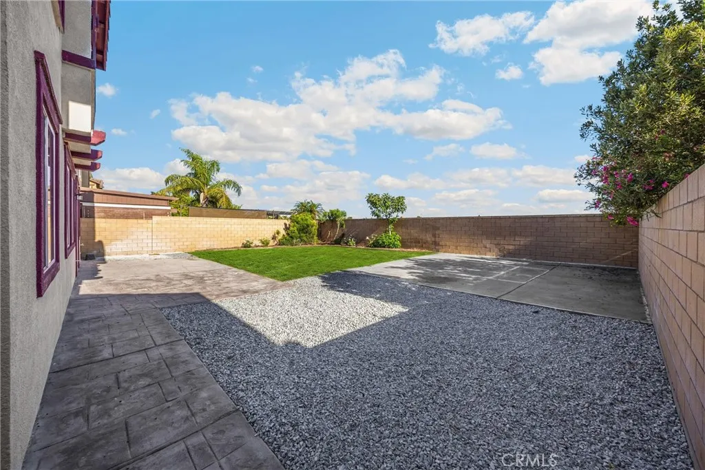 16539 Pismo Way, Fontana, California 92336 home-pic-47