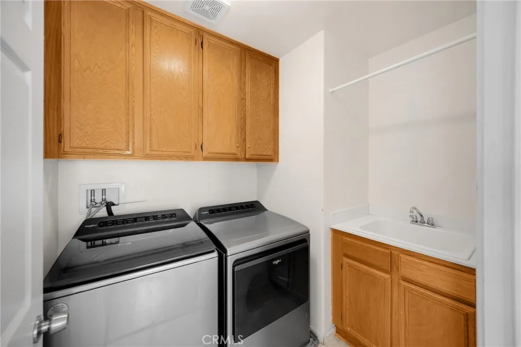16539 Pismo Way, Fontana, California 92336 home-pic-27