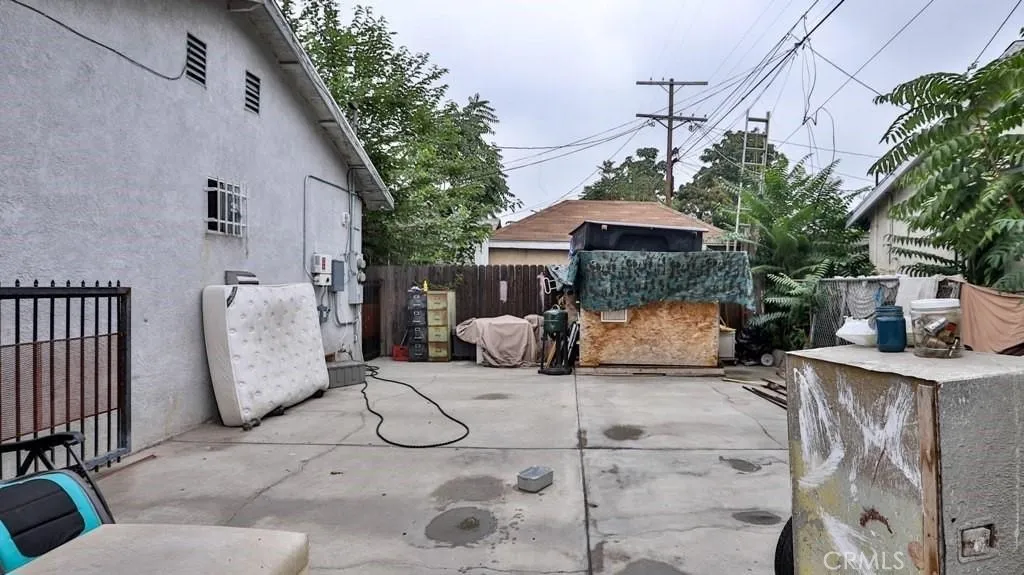 6414 S Hoover Street, Los Angeles, California 90044 home-pic-16