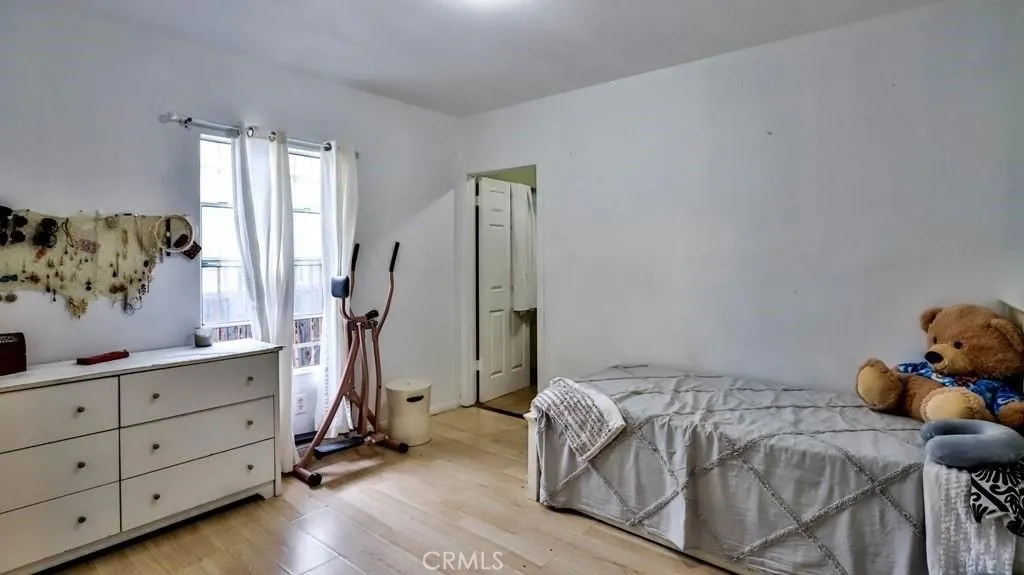 6414 S Hoover Street, Los Angeles, California 90044 home-pic-13