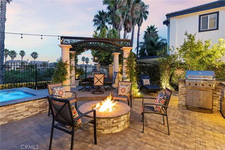 6031 Medinah Street, Fontana, California 92336
