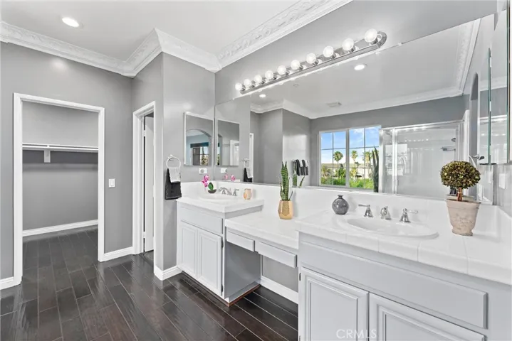6031 Medinah Street, Fontana, California 92336