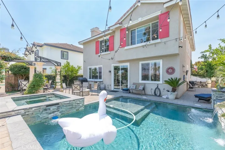6031 Medinah Street, Fontana, California 92336