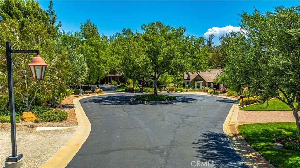 42970 Grace Lane, Murrieta, California 92562 home-pic-2