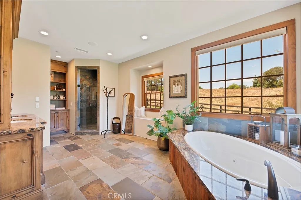 42970 Grace Lane, Murrieta, California 92562 home-pic-28