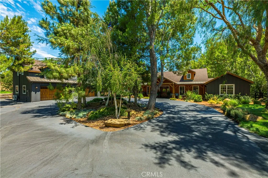 42970 Grace Lane, Murrieta, California 92562 home-pic-4