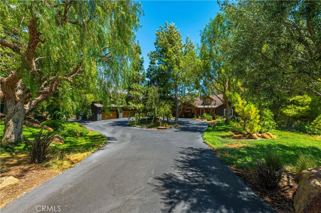 42970 Grace Lane, Murrieta, California 92562 home-pic-3