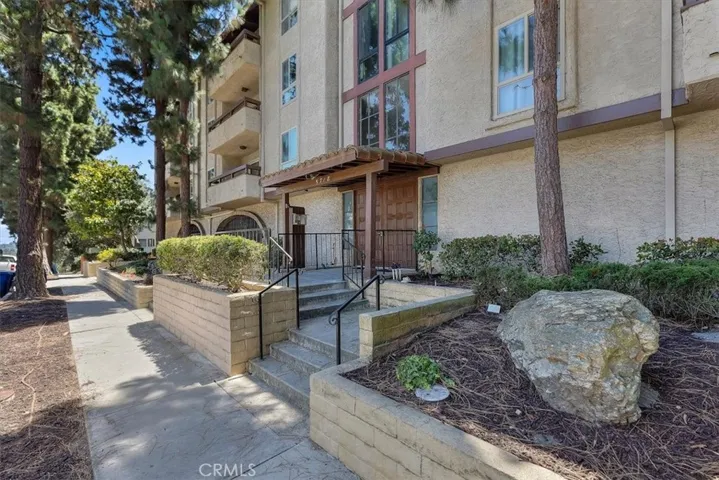 5718 Ravenspur Drive 202, Rancho Palos Verdes, California 90275