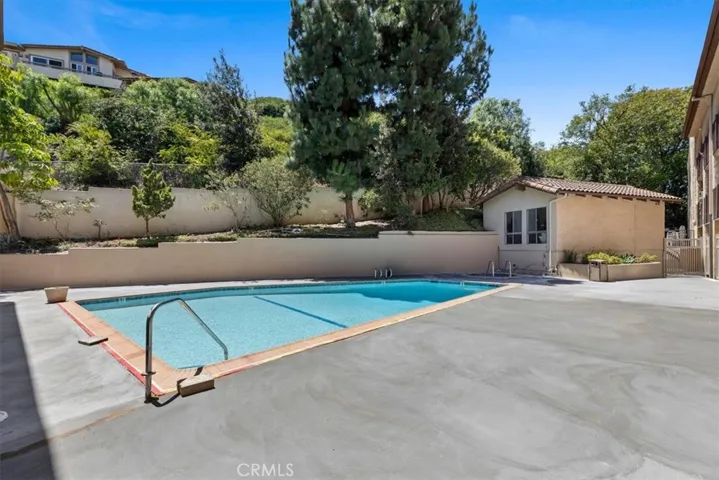 5718 Ravenspur Drive 202, Rancho Palos Verdes, California 90275