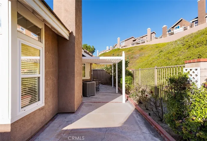 830 S Sapphire Lane, Anaheim Hills, California 92807