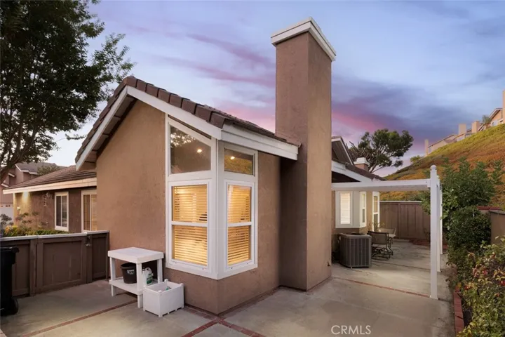 830 S Sapphire Lane, Anaheim Hills, California 92807