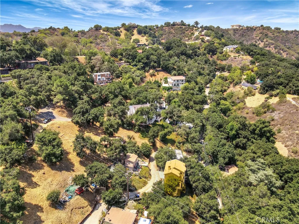 22011 Callado Way, Topanga, California 90290 home-pic-48