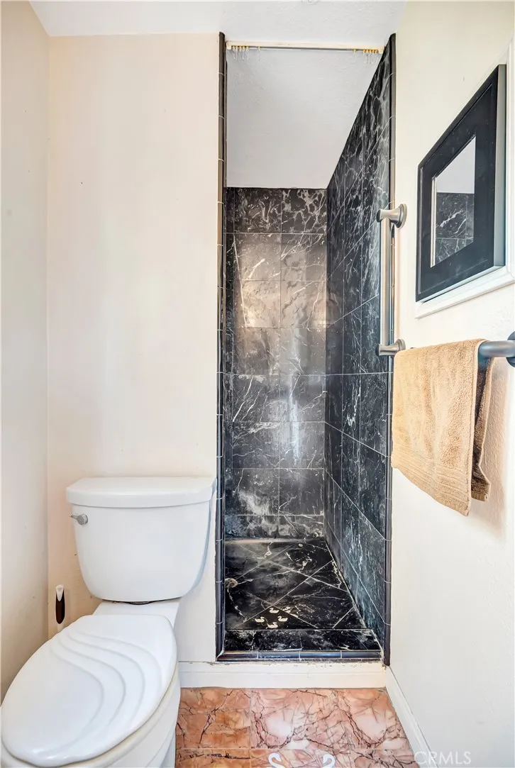22011 Callado Way, Topanga, California 90290 home-pic-19
