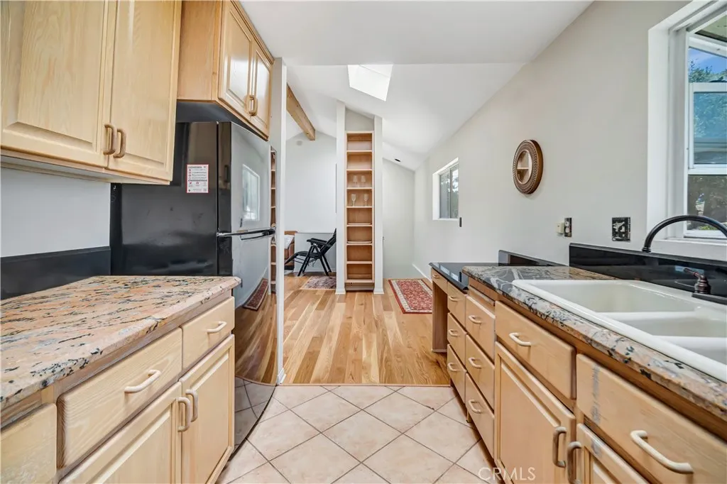 22011 Callado Way, Topanga, California 90290 home-pic-9