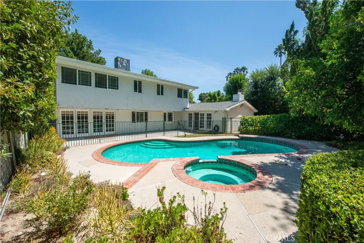 5819 Fairhaven Avenue, Woodland Hills, California 91367