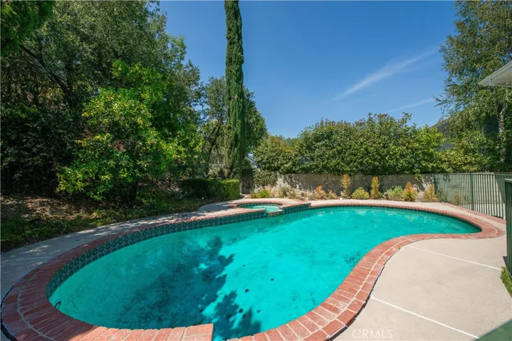 5819 Fairhaven Avenue, Woodland Hills, California 91367