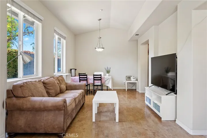 647 Paseo Bella Montana #a, San Luis Obispo, California 93405