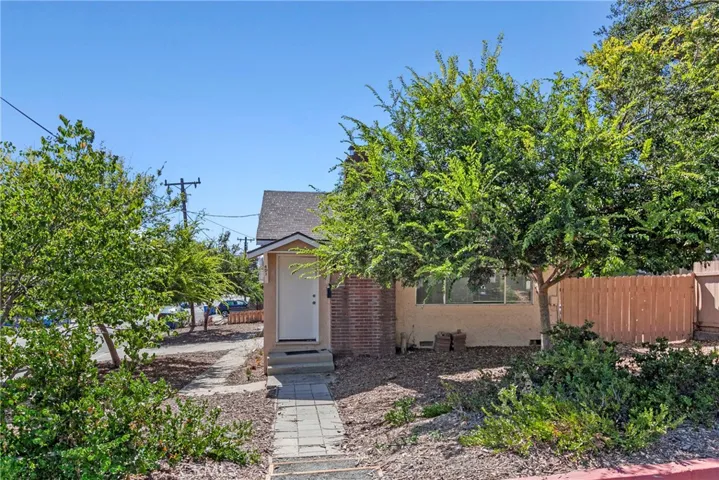1274 Stafford Street, San Luis Obispo, California 93405