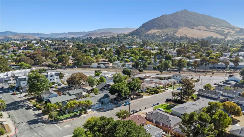 1274 Stafford Street, San Luis Obispo, California 93405