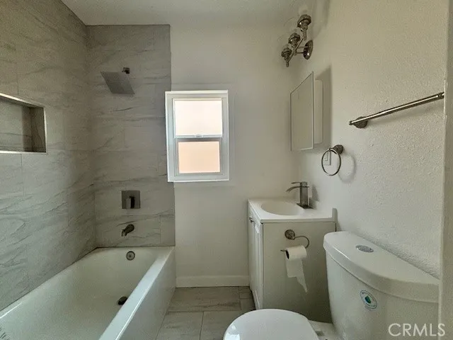 10719 Mona Boulevard, Los Angeles, California 90059 home-pic-9