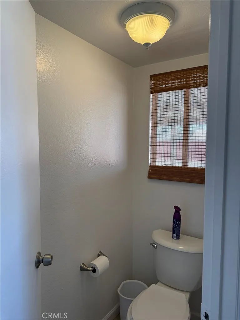 14230 Hillsborough Drive, Victorville, California 92392 home-pic-15