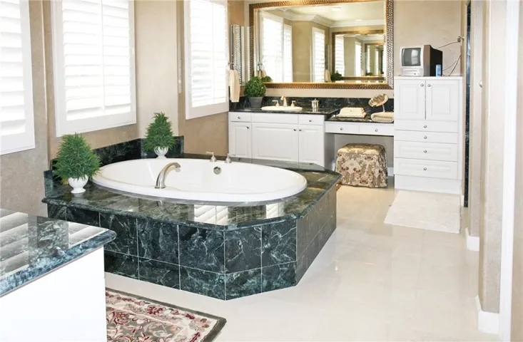 6386 Silent Harbor Drive, Huntington Beach, California 92648