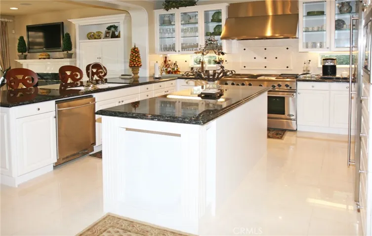 6386 Silent Harbor Drive, Huntington Beach, California 92648