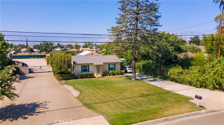 1842 E Victoria Avenue, San Bernardino, California 92408