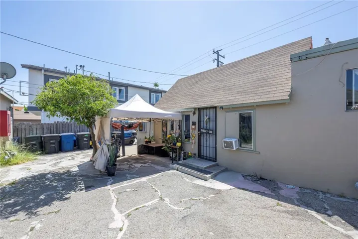 723 S Kern Avenue, East Los Angeles, California 90022